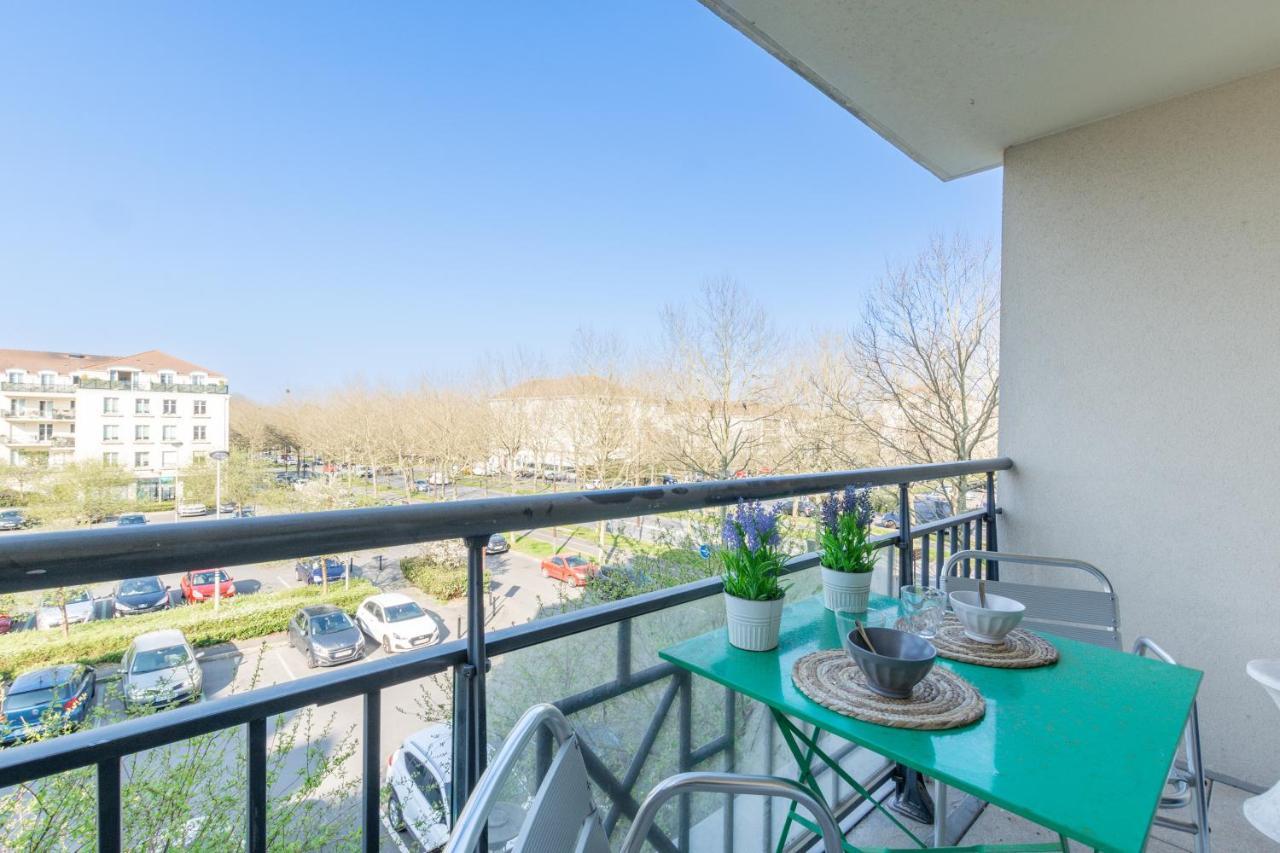 Apartamento Family Travel Paris Bussy-Saint-Georges Exterior foto